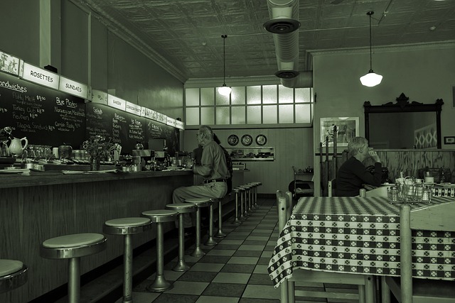 7 Restaurant Discounts to Start Offering This Month 4 few people in a big restaurant