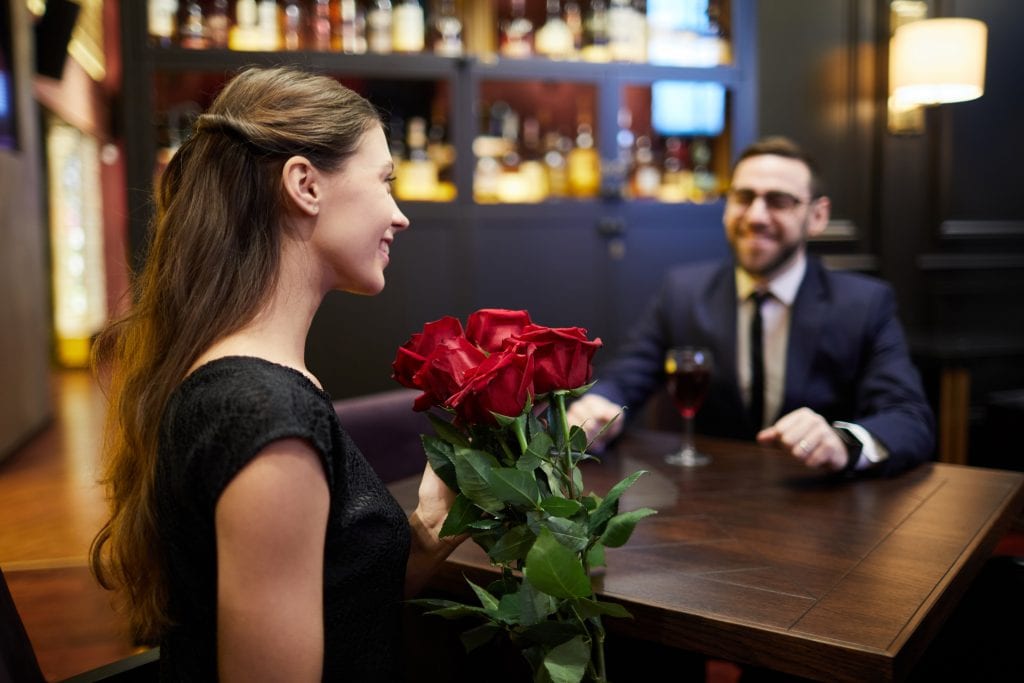 10 Best Ideas For Restaurant Promotions On Valentine's Day 1 valentines day in restaurant