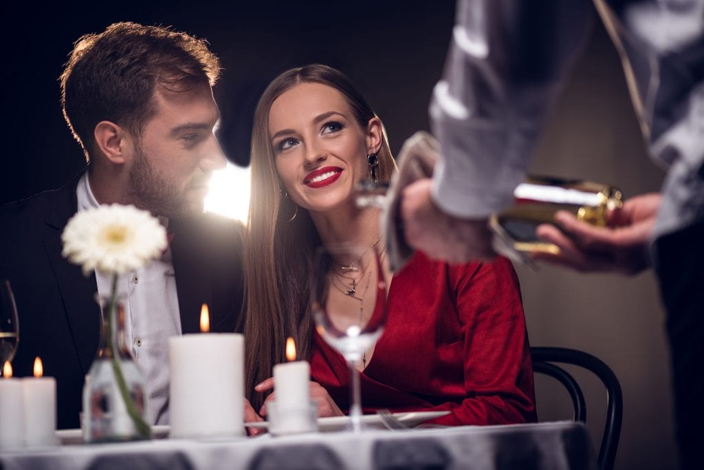 10 Best Ideas For Restaurant Promotions On Valentine's Day 4 Valentine's Day restaurant promotions