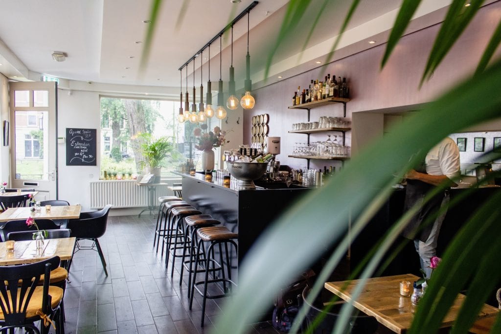 How To Amaze Customers With Your Restaurant Interior Design 5 Restaurant Interior Design