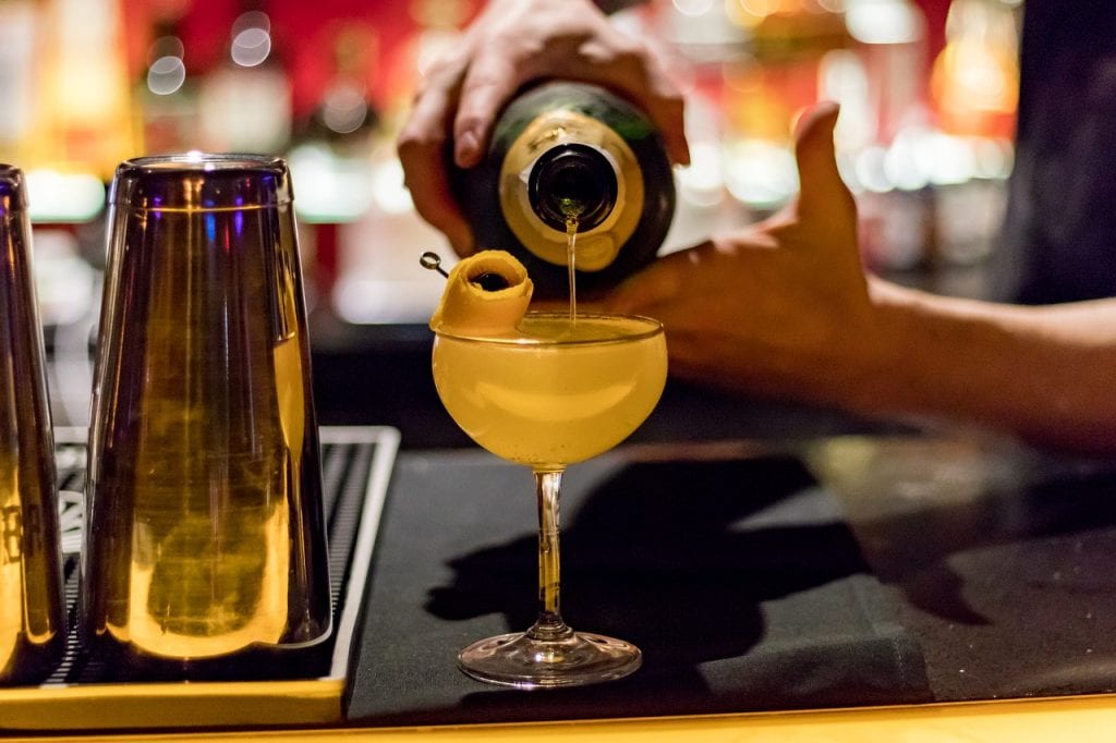 Top 12 Ways to Increase Cocktail Sales: Cheers to Profits 5 Cocktail Sales