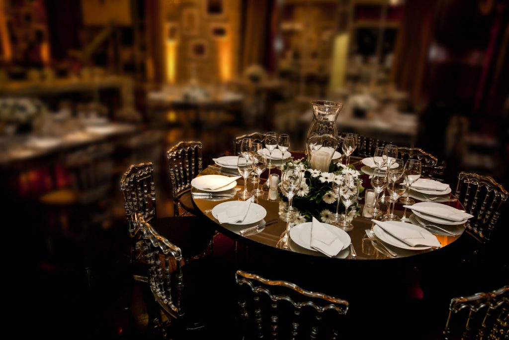 Taking Inventory in Your Restaurant: 8 Essential Steps 5 Inventory in Your Restaurant