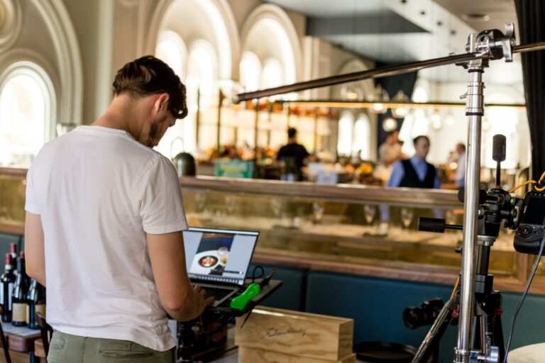 Marketing 101: Strategies for Restaurant Owners 1 marketing