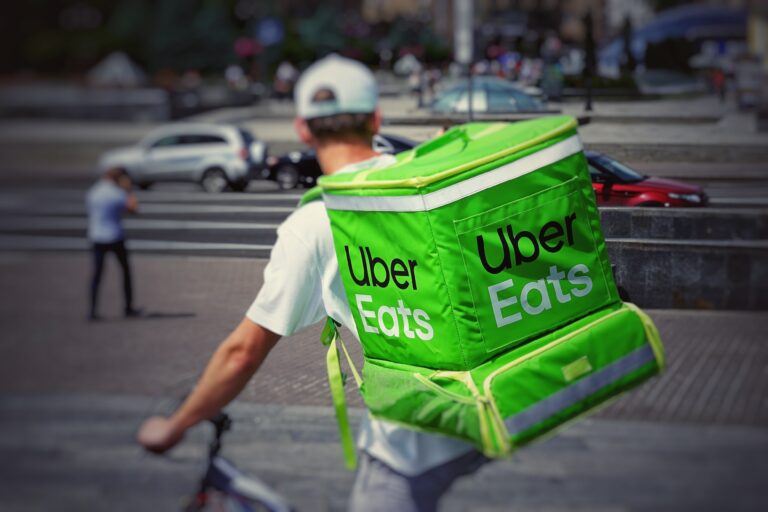 Creating Your Own Website for Culinary Excellence vs Using Food Delivery Platform 2 uber